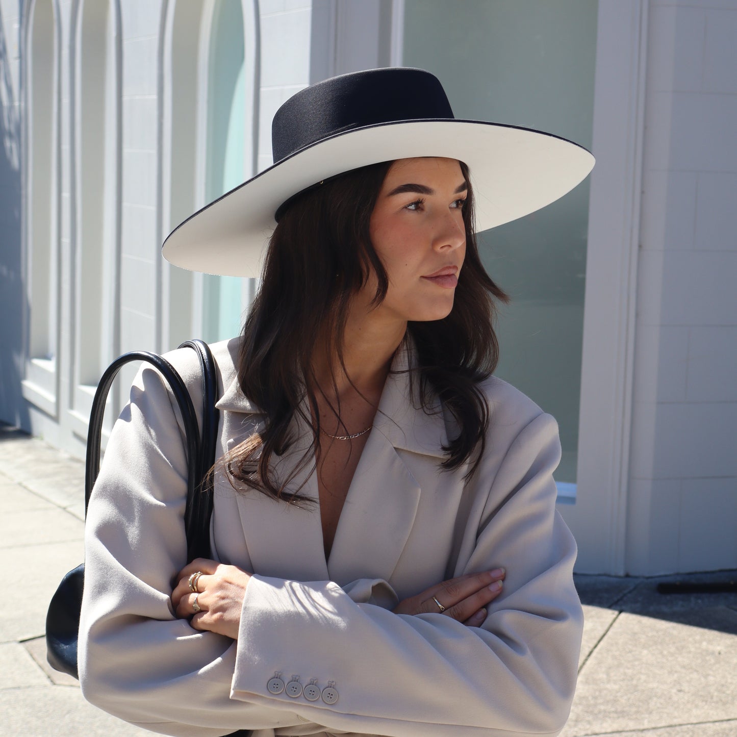 CLASSIC MIDNIGHT PEARL WIDE BRIM